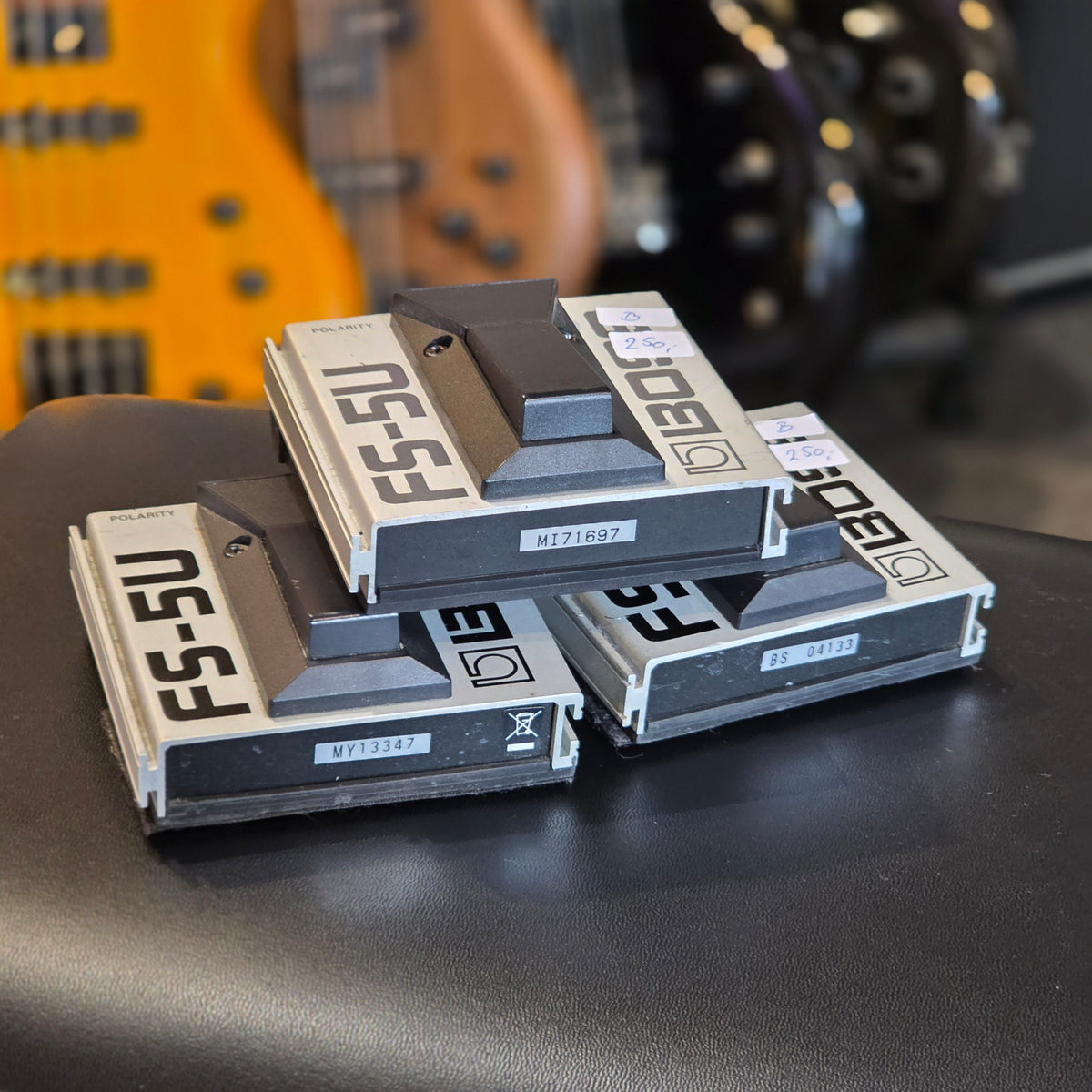 BRUGT: Boss FS-5U/-5L Foot Switch