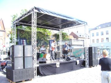 Perfekt Scene til den mindre Byfest...