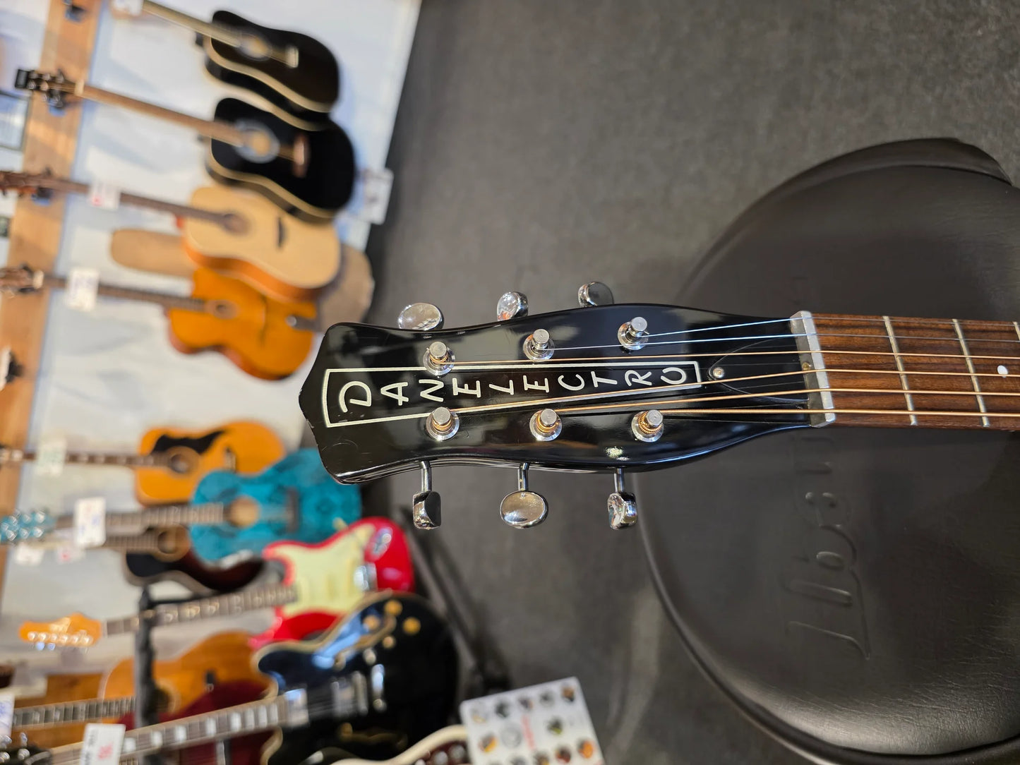 BRUGT: Danelectro 59'' Resonator (2004) elguitar