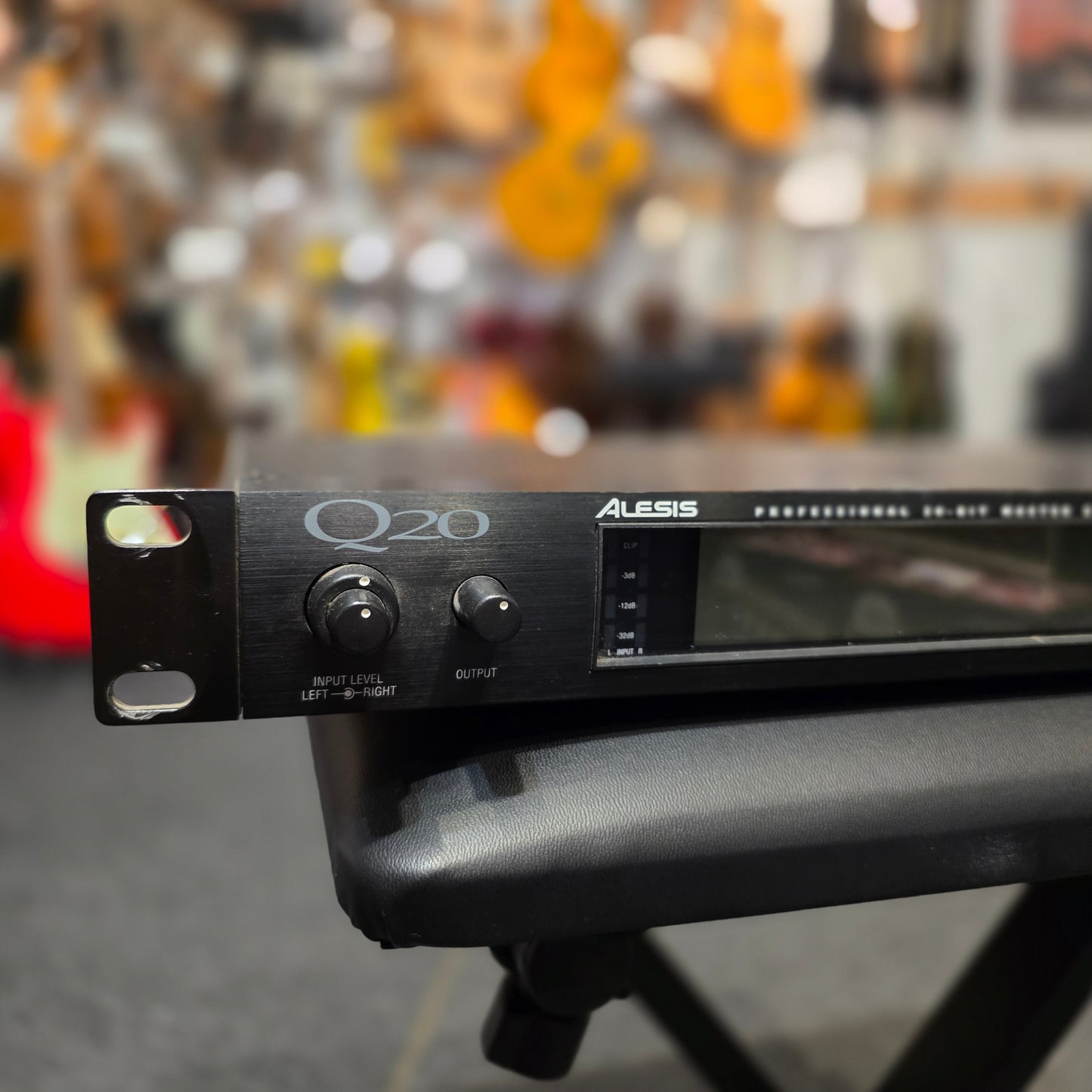 BRUGT: Alesis Quadraverb Q20 Professionel 20-bit stereo master multi-effektenhed