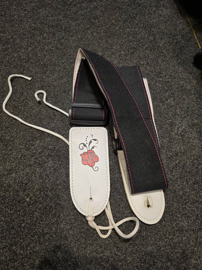 BRUGT: Gypsy Rose GRA1K-PPB 7/8 akustisk western guitar inkl. taske og rem