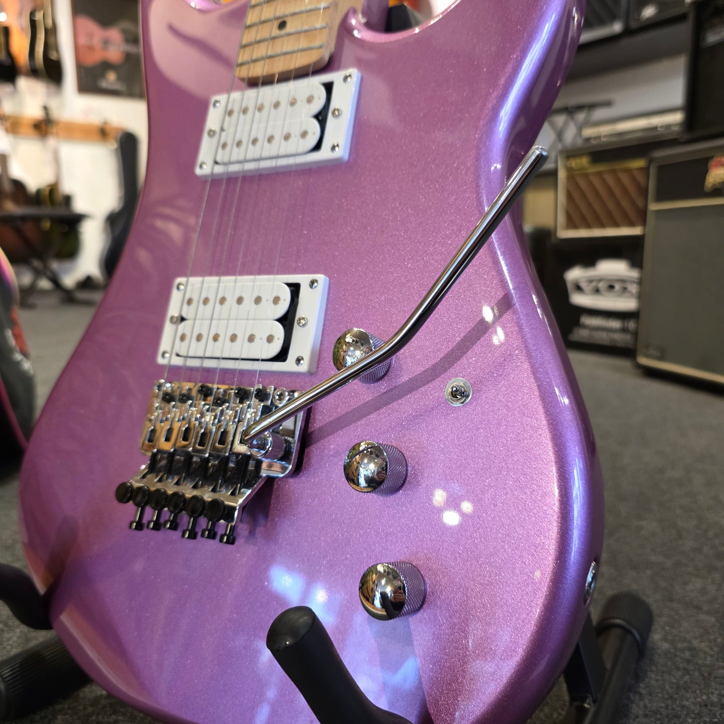 BRUGT: Kramer Pacer FR Special, purple passion metallic elguitar