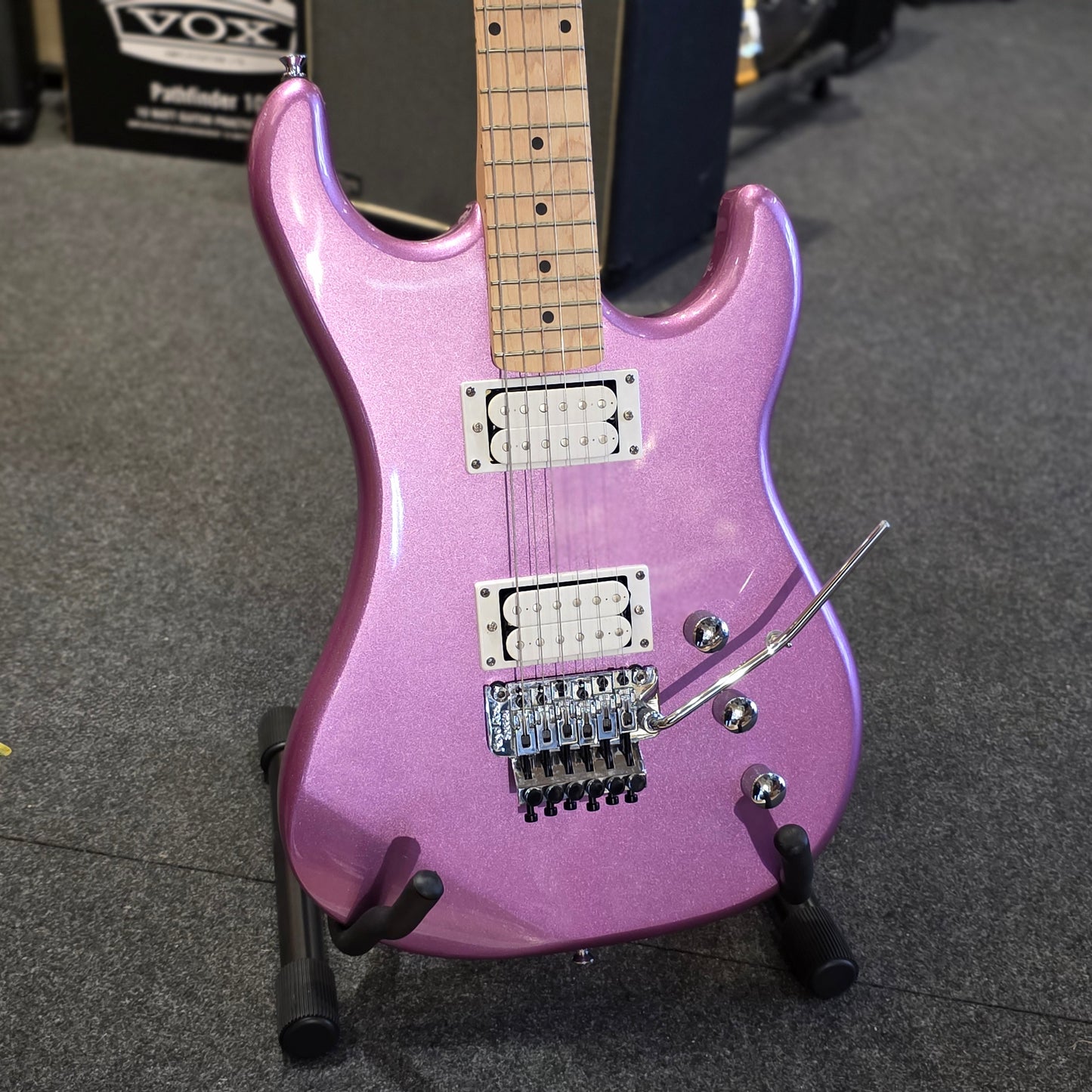 BRUGT: Kramer Pacer FR Special, purple passion metallic elguitar