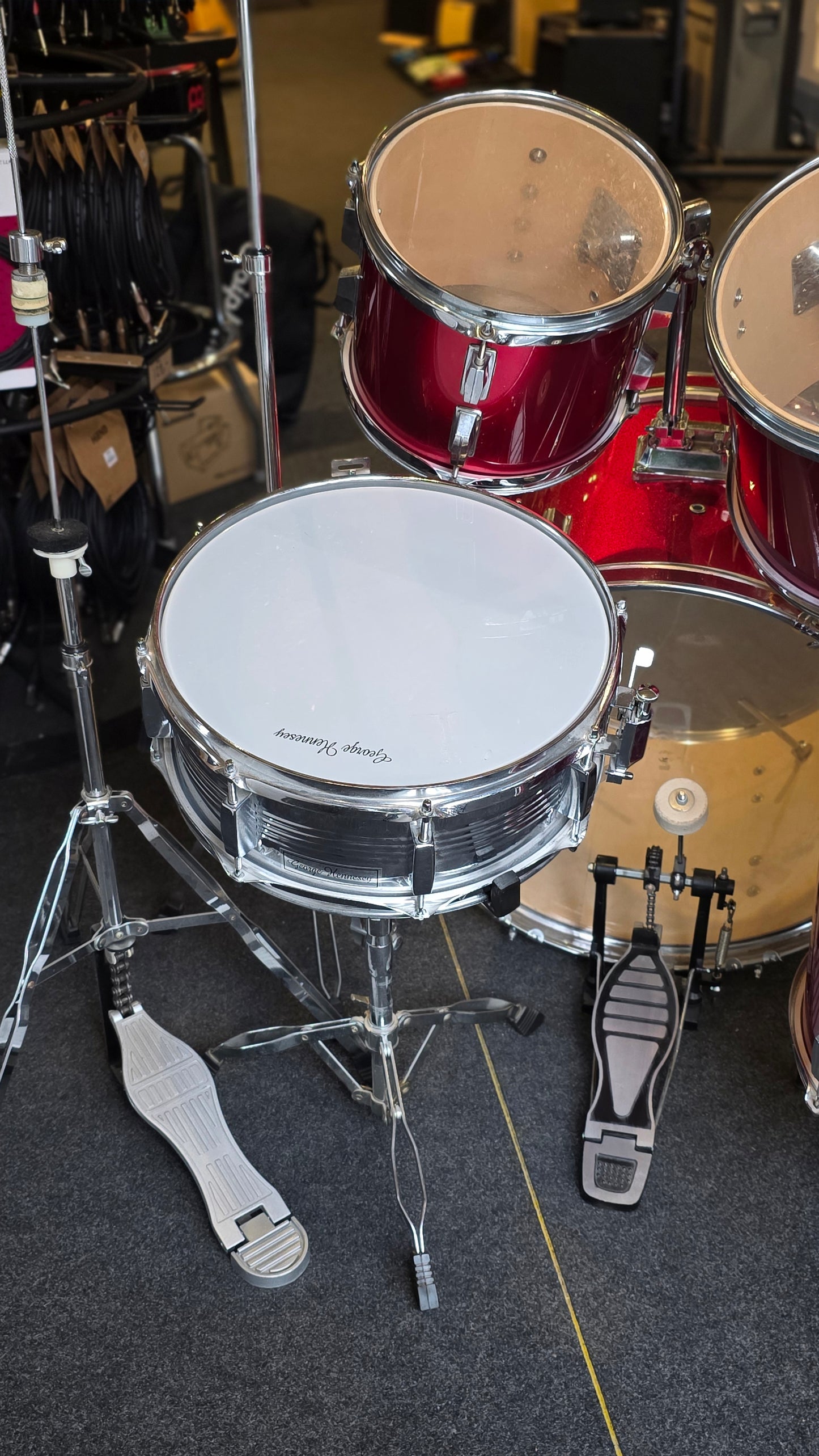 BRUGT: Maestro Musical Instruments trommesæt i metallic rød