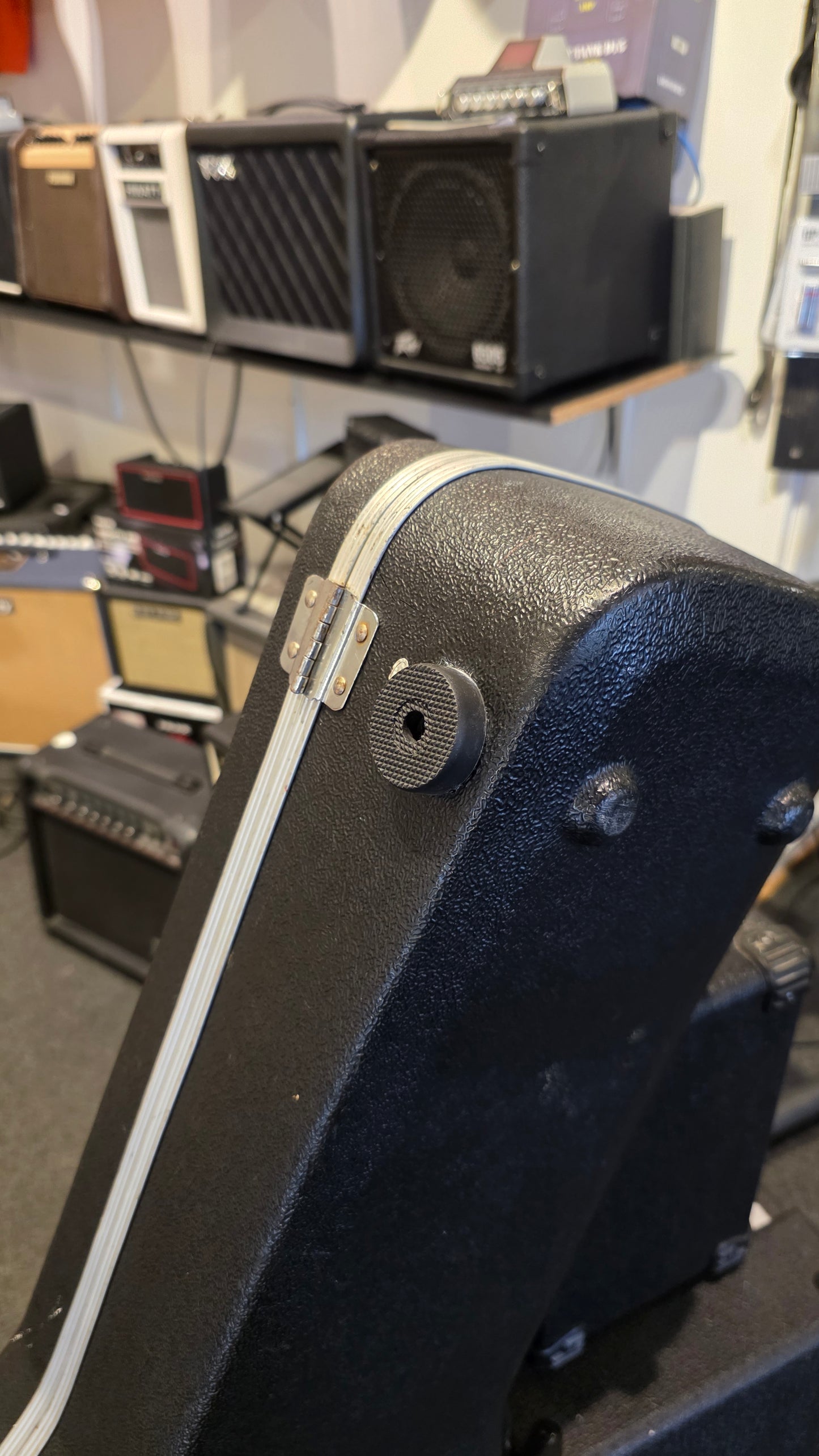 BRUGT: Stagg Hardcase til klassisk guitar