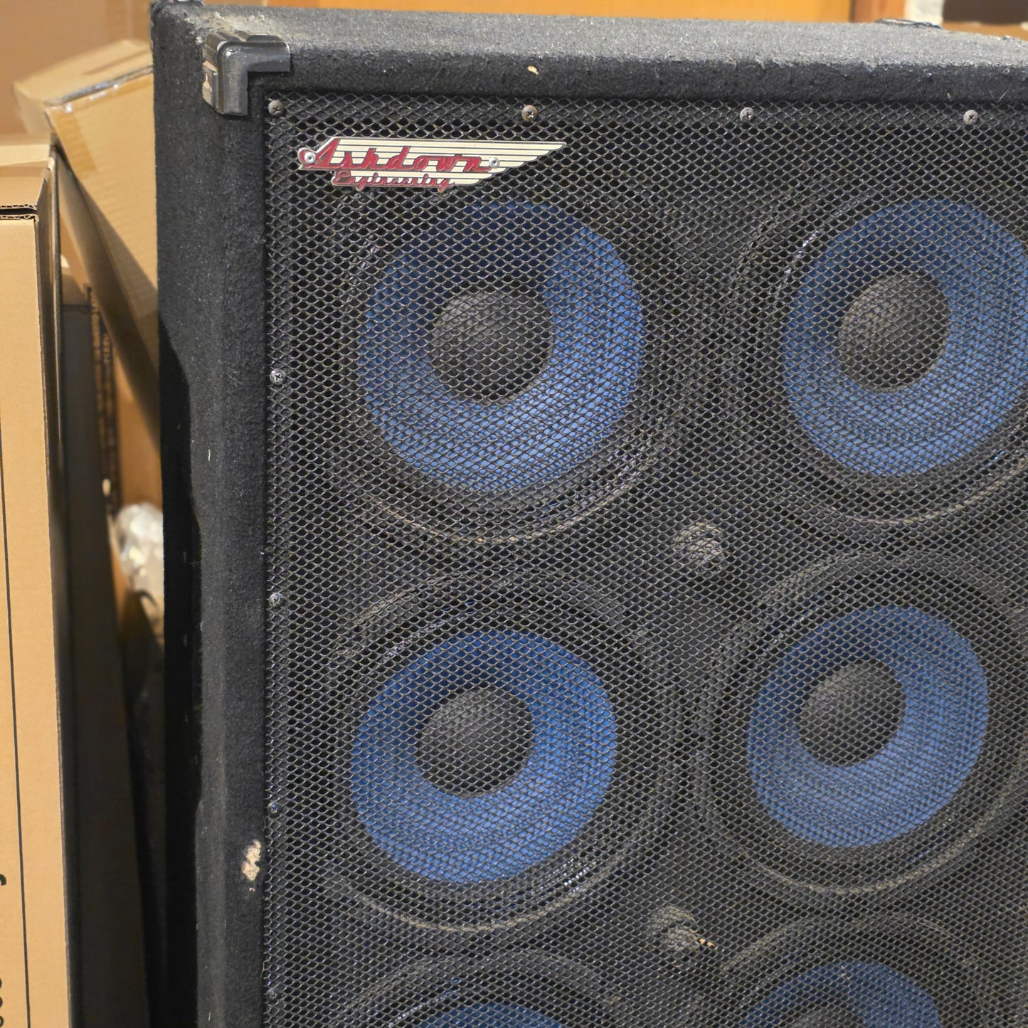 USED: Ashdown 810 bass cabinet