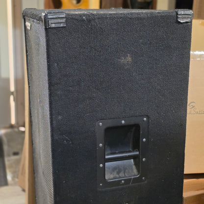 USED: Ashdown 810 bass cabinet