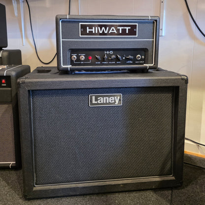 VILDT PAKKE TILBUD - Laney Ironheart IRT 112 80W 1×12 Guitar Speaker Cabinet + Hiwatt Tube Series Hi-5 Top - 5 Watt Rørtop