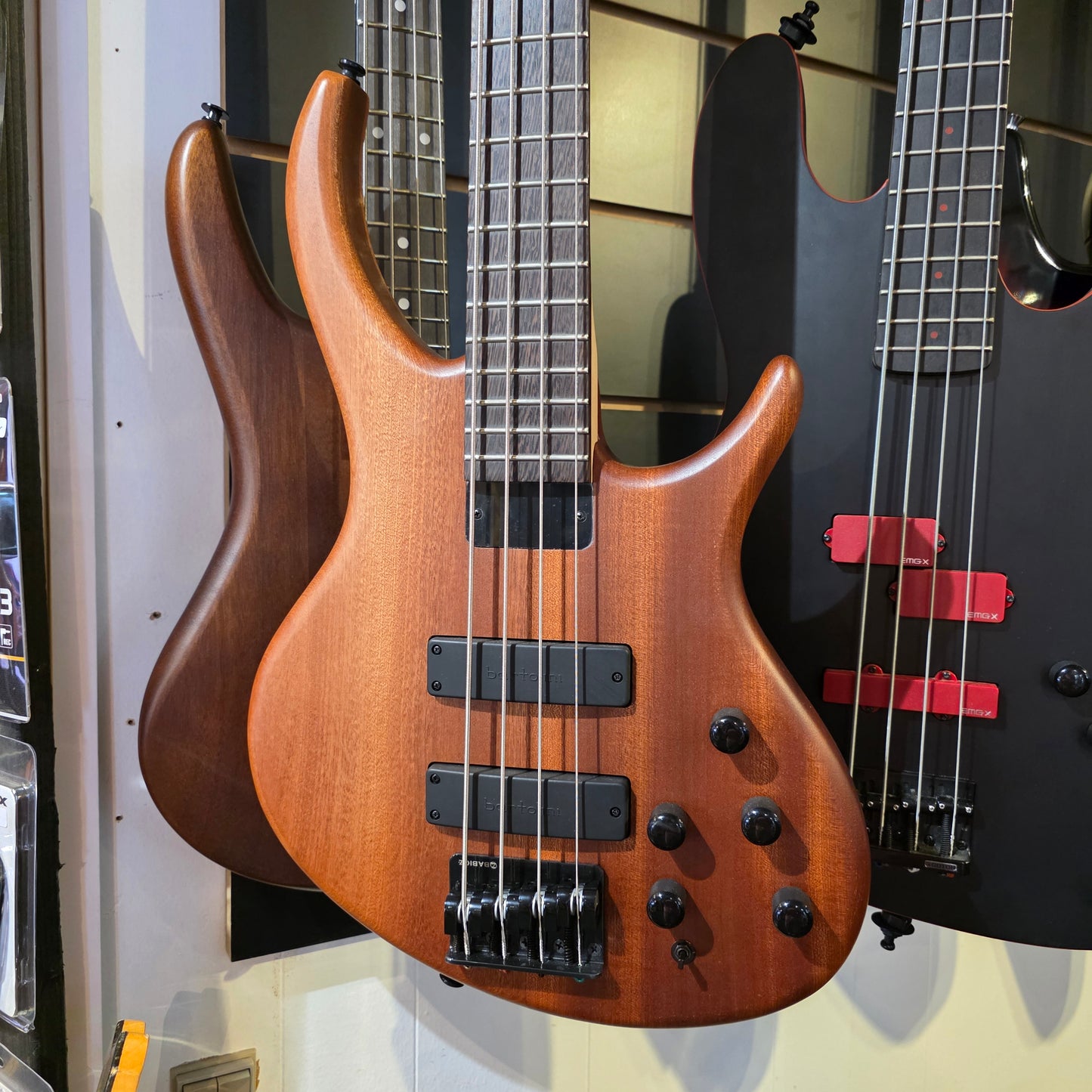 Tobias Killer B IV (4- String Bass) Natural Satin elbas