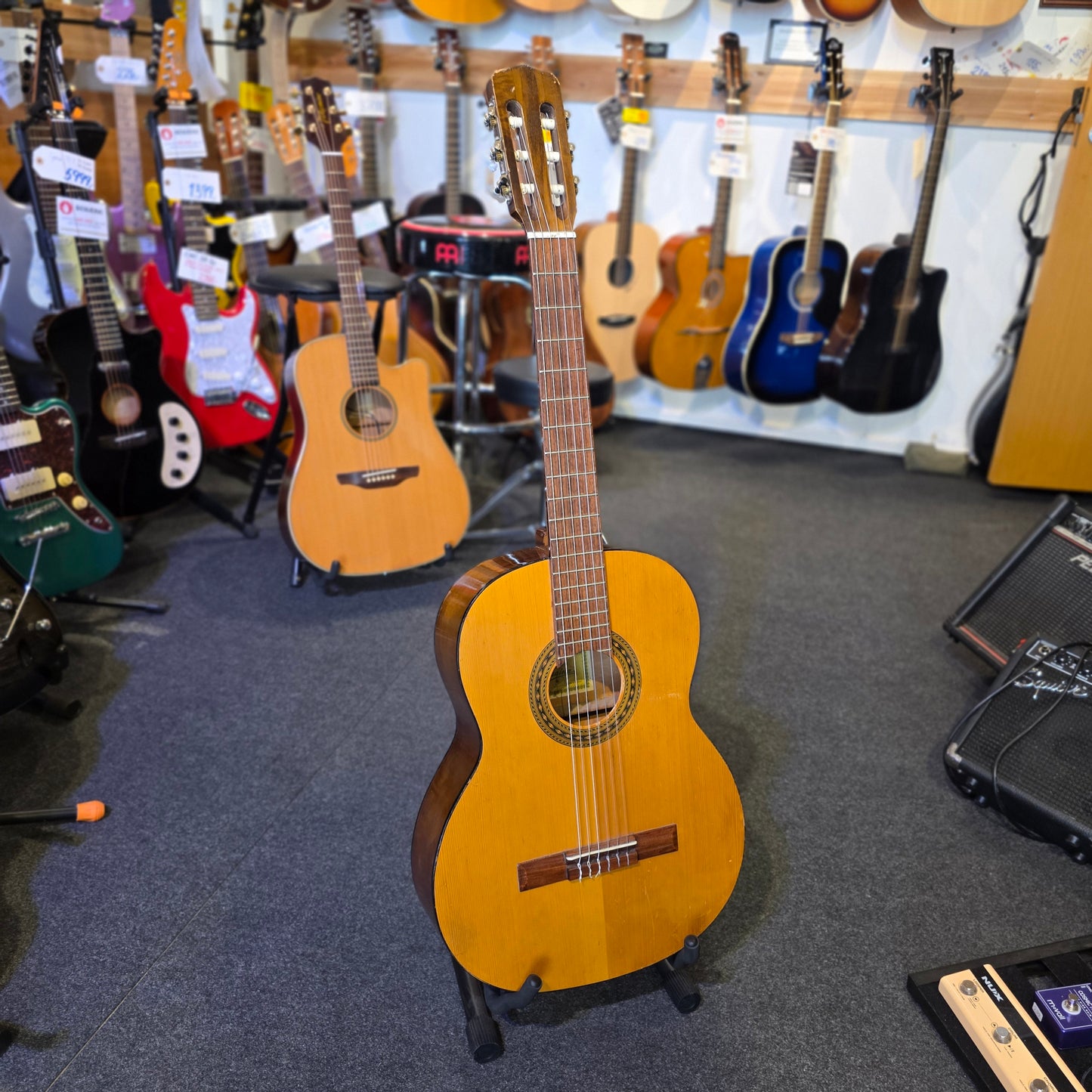 BRUGT: Araina, japan, vintage klassisk guitar