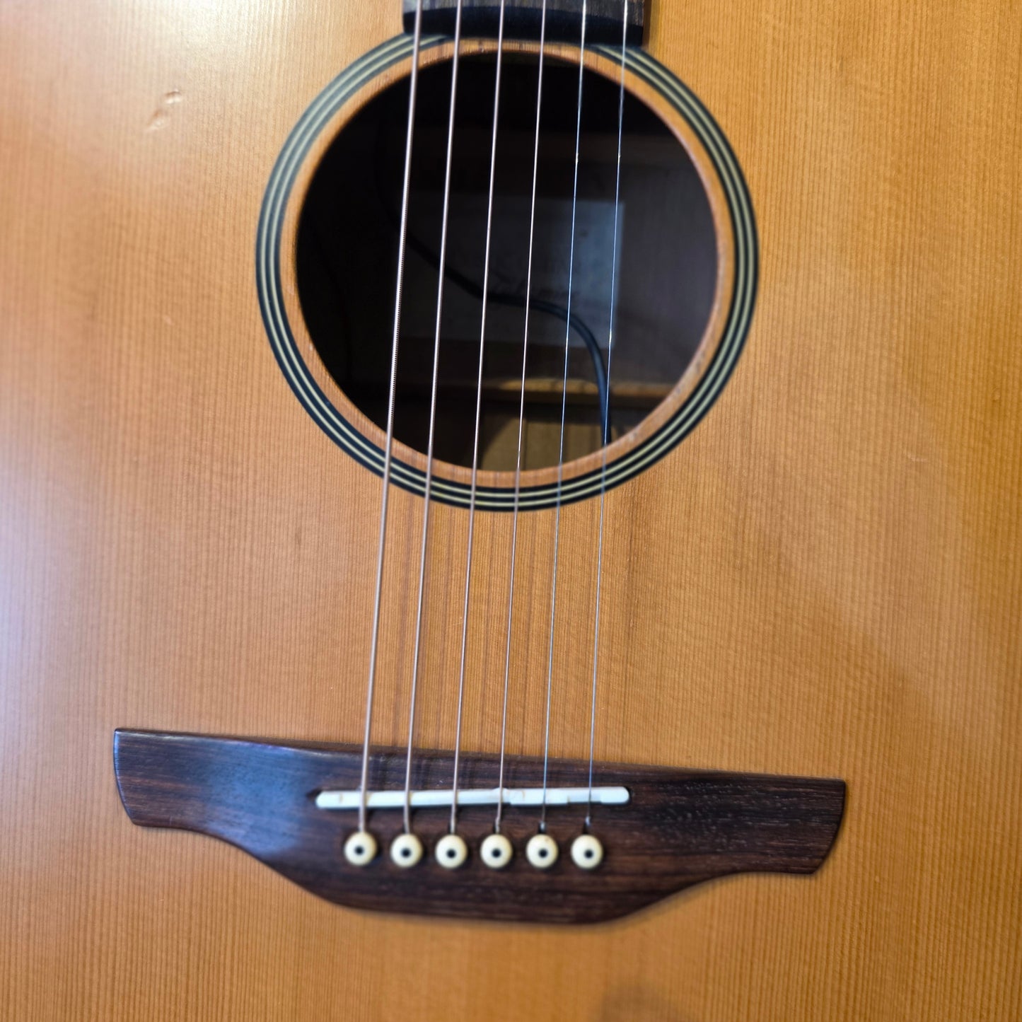 BRUGT: Takamine EG-10C G series akustisk guitar med preamp