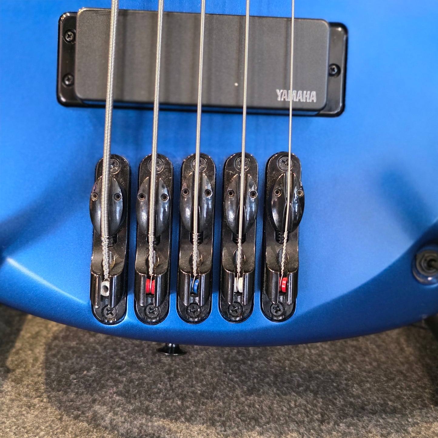 BRUGT: Yamaha RBX 775, 5 strenget 00'er elbas