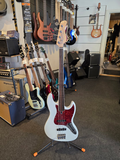 Sire Marcus Miller V7 Fretless, 4-strengs 2nd Gen båndløs elbas