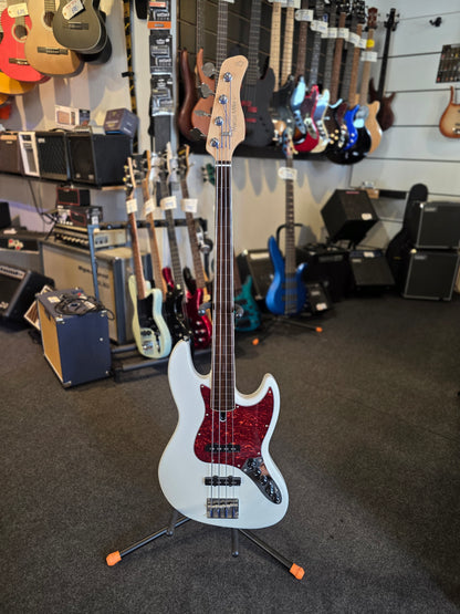 Sire Marcus Miller V7 Fretless, 4-strengs 2nd Gen båndløs elbas