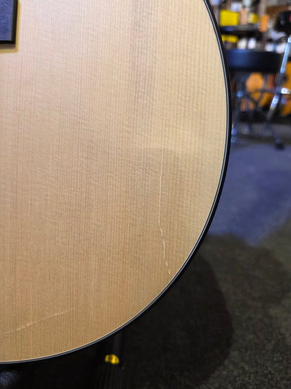BRUGT: Santana G14NS player series med indbygget preamp akustisk guitar