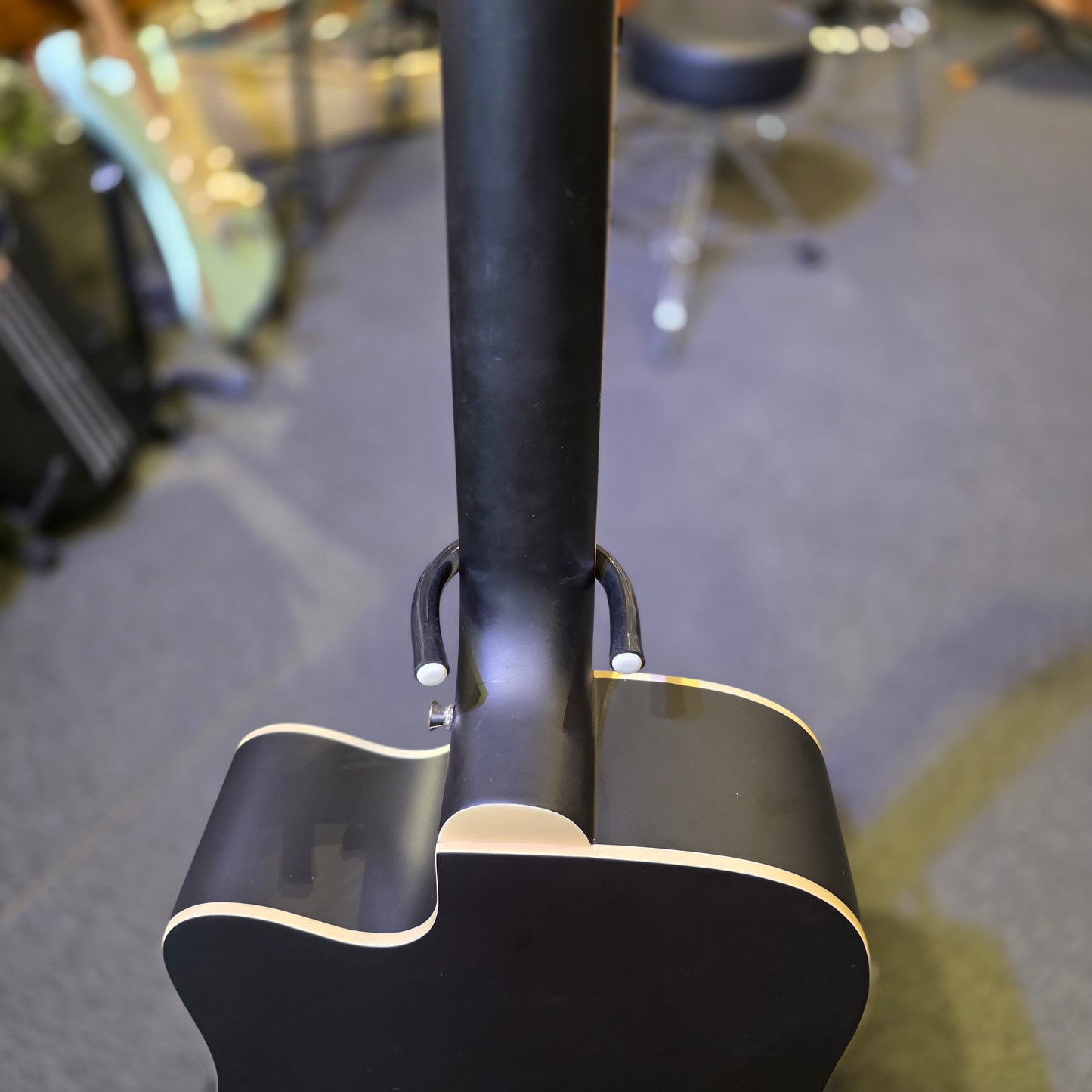 BRUGT: Gear4Music DN-112 BK 12 strenget guitar