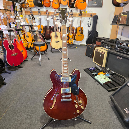 BRUGT: Beaton Graceful WR semi hollow elguitar