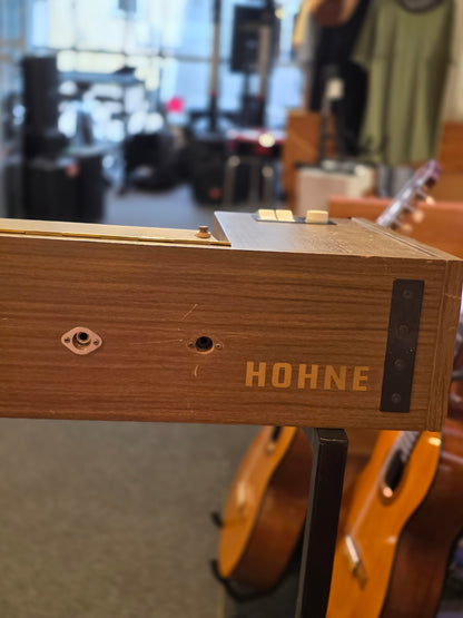 BRUGT: Hohner Clavinet II inkl. specialbygget smedejernsstativ