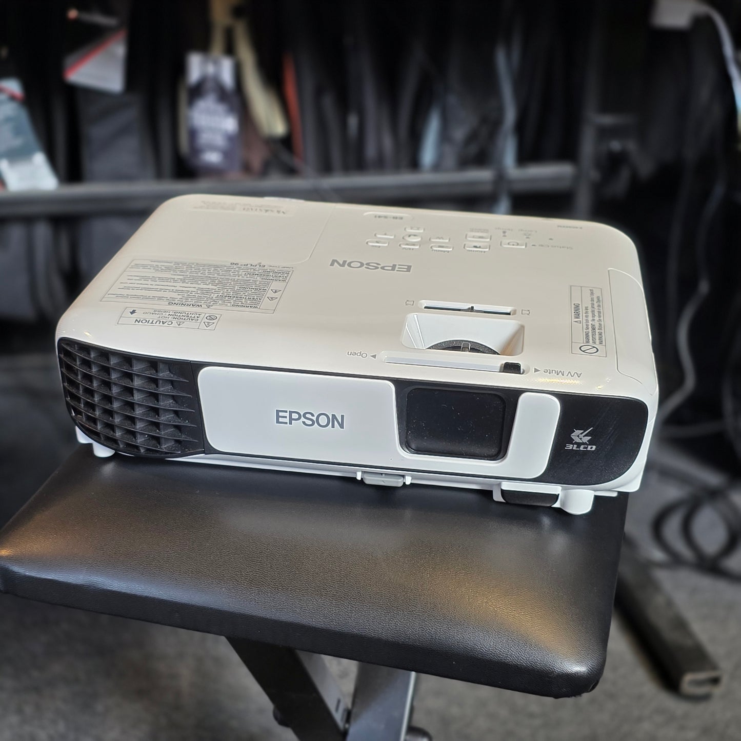 Brugt: Epson EB-S41 Portable projektor