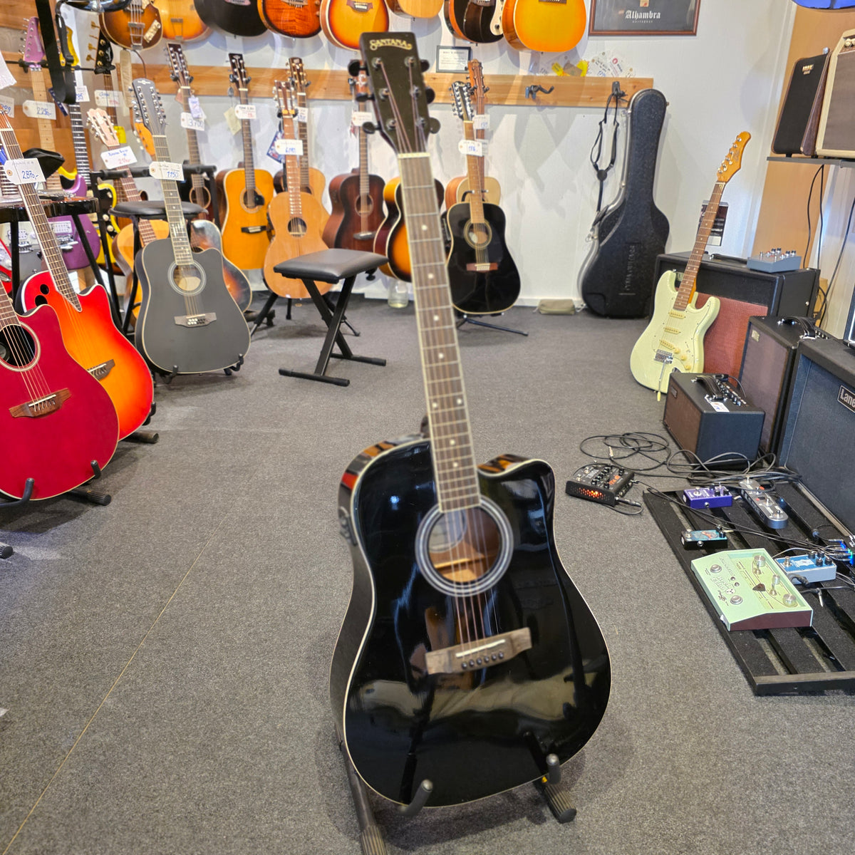 BRUGT: Santana LA-100 EQCW V2 BK western guitar