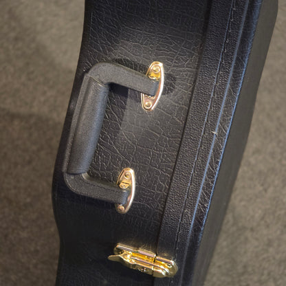 BRUGT: Noname hardcase til akustisk / western guitar