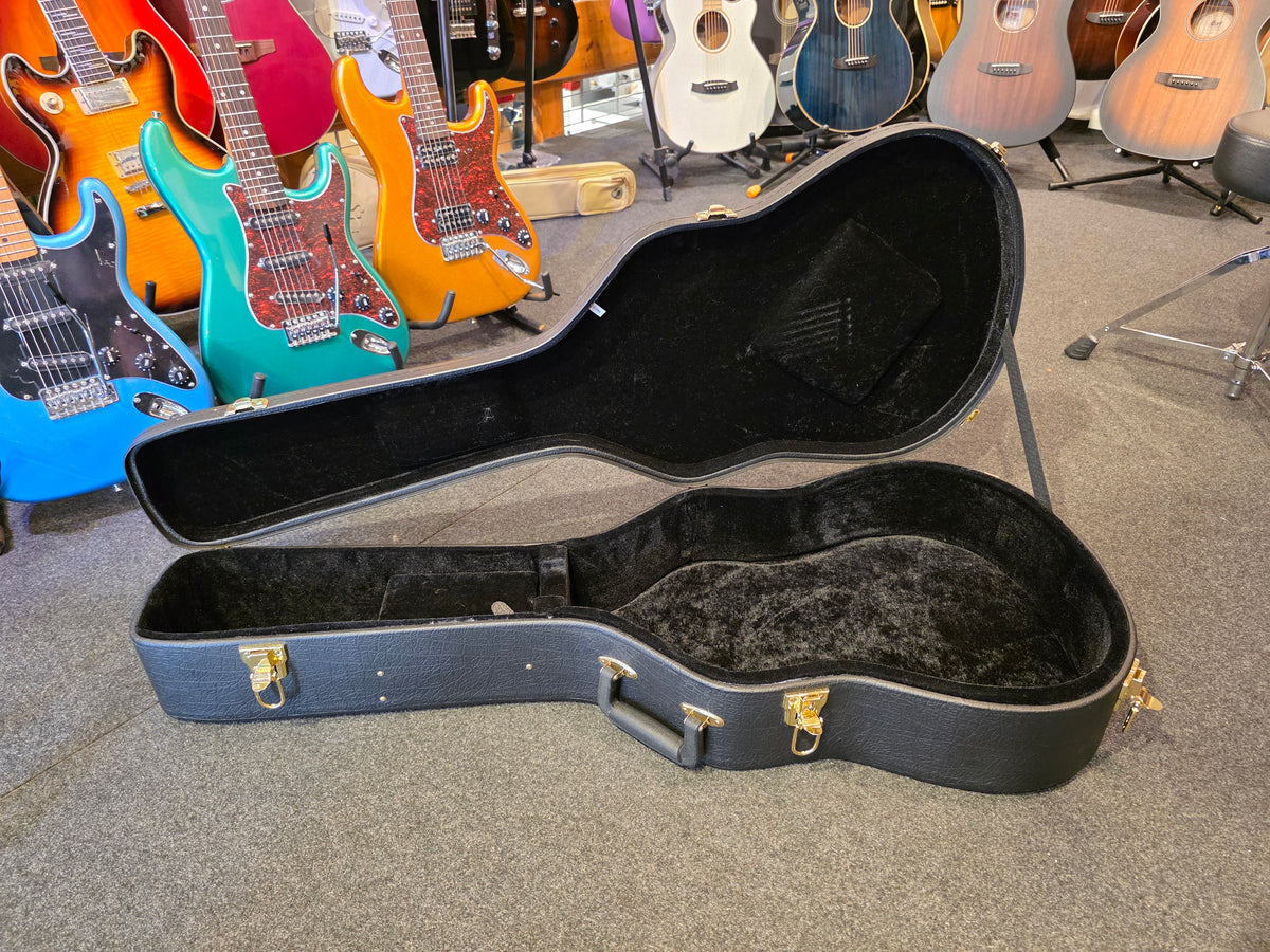 BRUGT: Noname hardcase til akustisk / western guitar