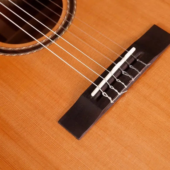 Tyma G-15E spansk guitar akustisk/elektrisk nylon strenget guitar