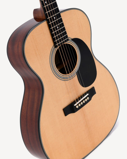 Sigma 000M-1 akustisk western guitar