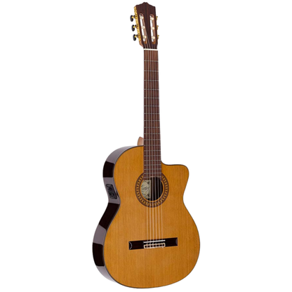 Salvador Cortez CC-60CE Solid Top Concert Series klassisk guitar
