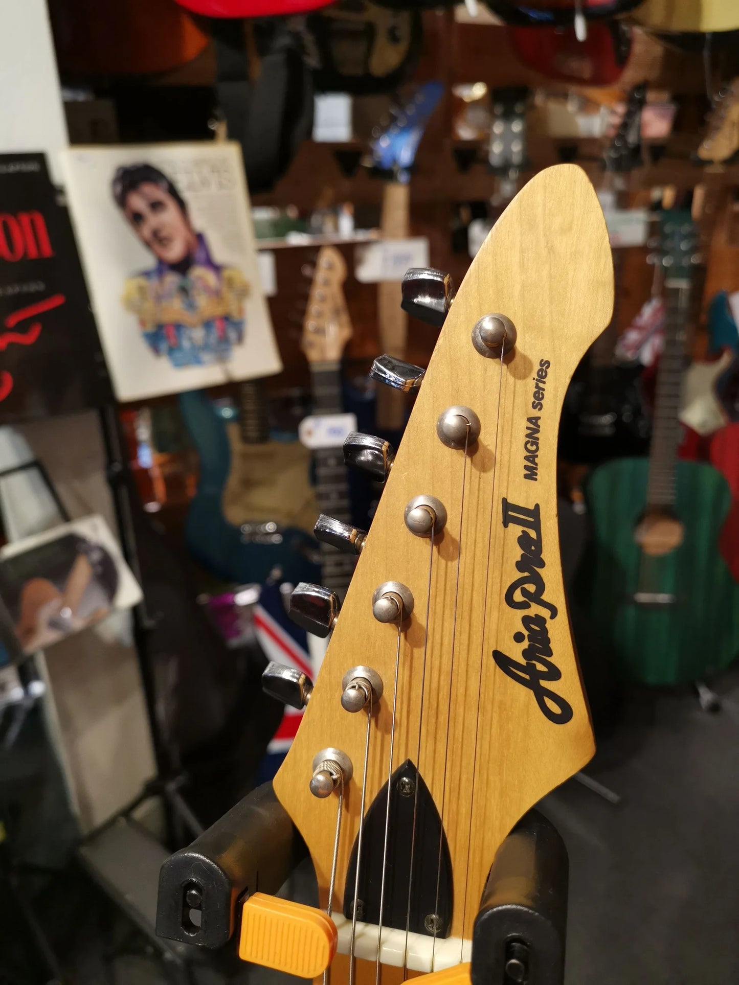 USED: Aria Pro Magna Series, black year 1994 electric guitar 