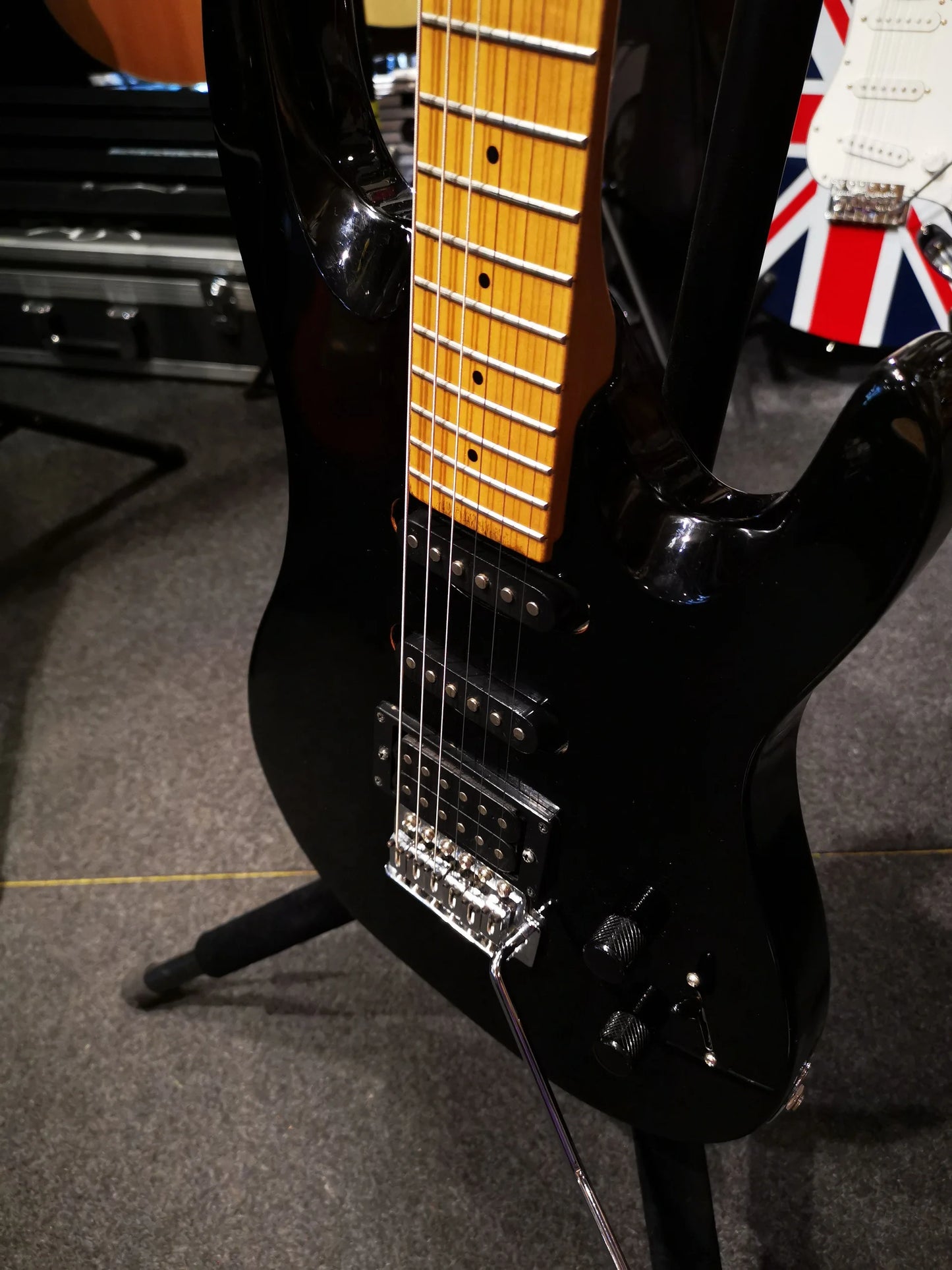 USED: Aria Pro Magna Series, black year 1994 electric guitar 