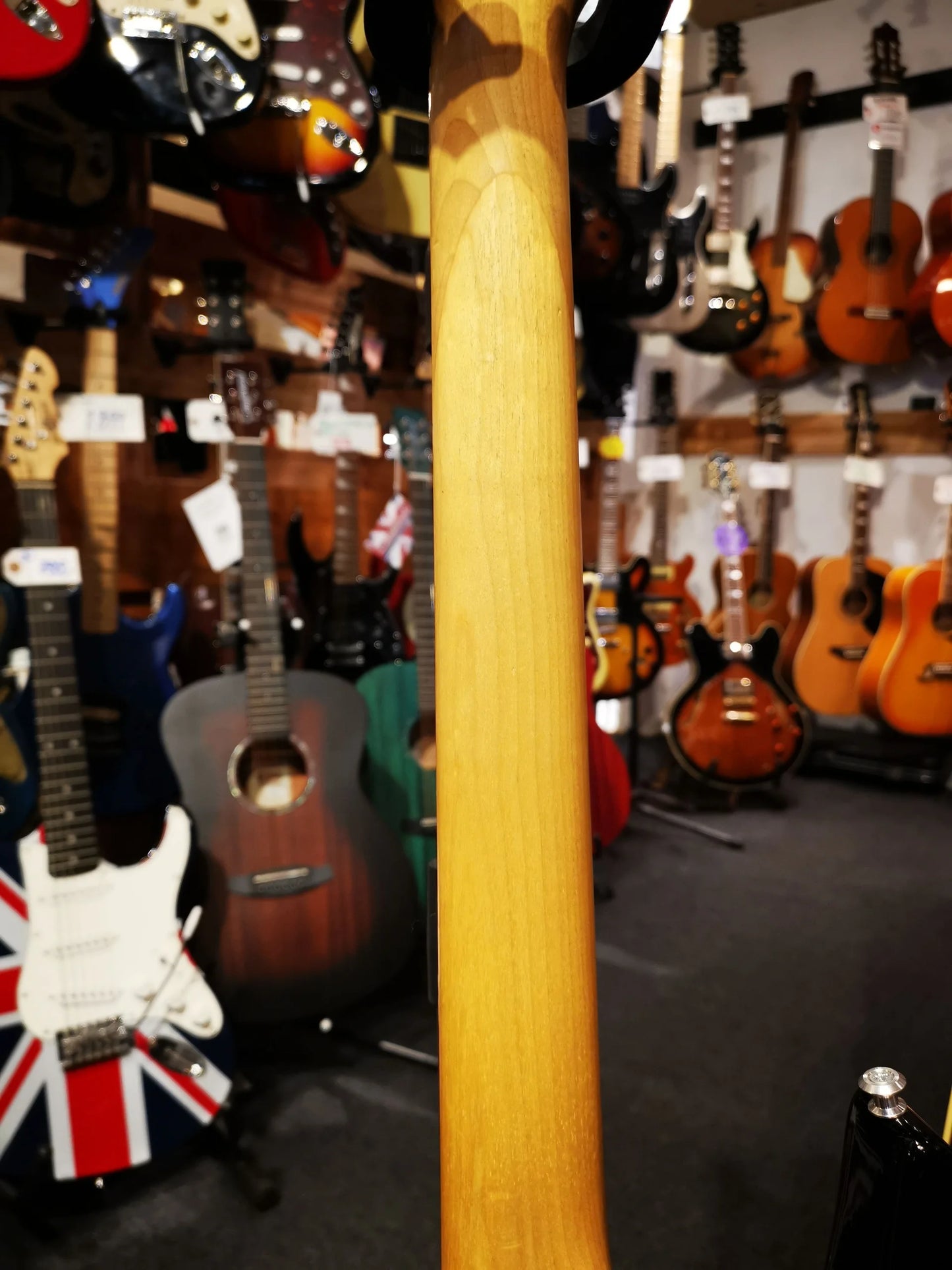 USED: Aria Pro Magna Series, black year 1994 electric guitar 