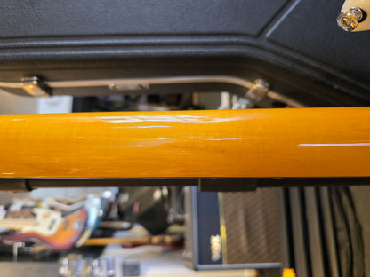 USED: Burns Hank Marvin Legend Deluxe Custom Shop electric guitar incl. certificate and original hard case