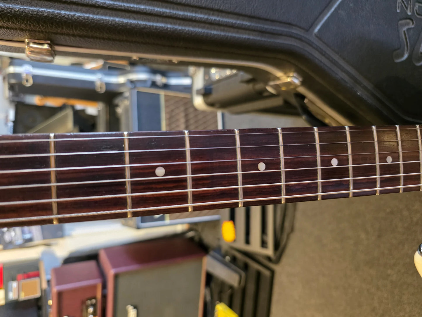 USED: Burns Hank Marvin Legend Deluxe Custom Shop electric guitar incl. certificate and original hard case