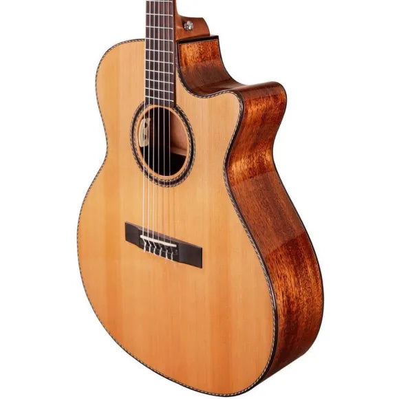 Tyma G-15E spansk guitar akustisk/elektrisk nylon strenget guitar