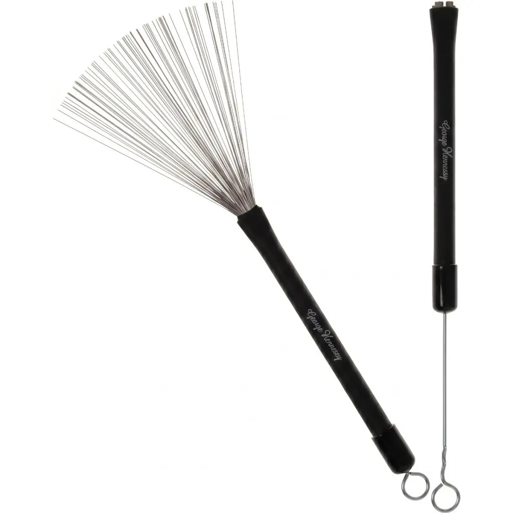 George hennesey GH-AB1 brushes whiskers par