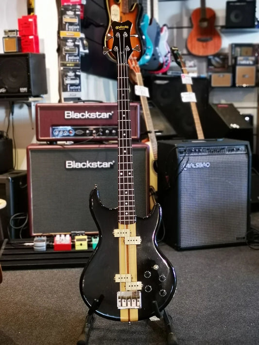 USED: Oakland &amp; Co. from the mid 80s, including original hardcase electric bass