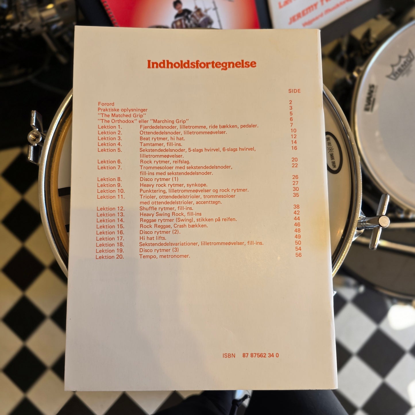 Stix Bind 1: Moderne Rytmer for Trommesæt - lærebog for begyndere af Jeremy Twitchett, 1985