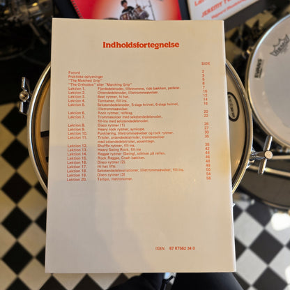 Stix Bind 1: Moderne Rytmer for Trommesæt - lærebog for begyndere af Jeremy Twitchett, 1985
