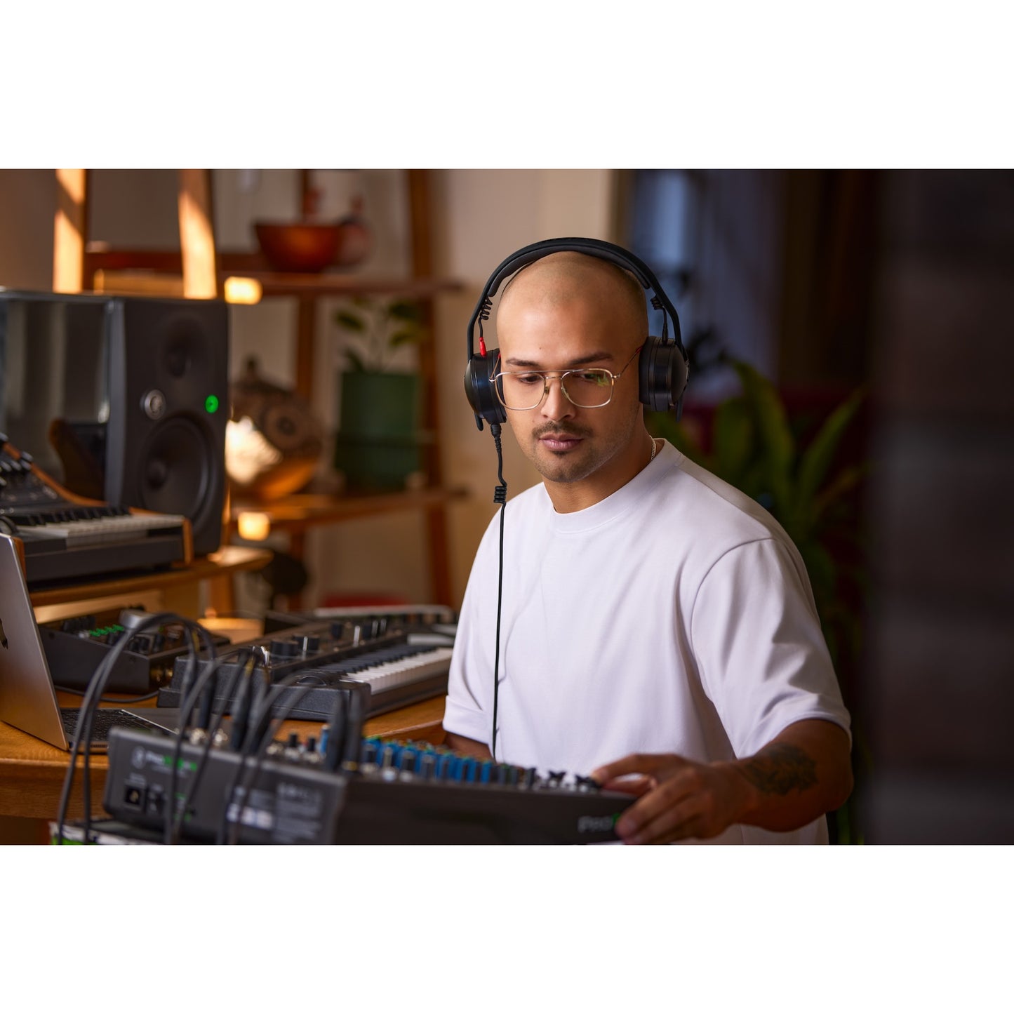 RØDE NTH-50 Prof. on-ear hovedtelefoner
